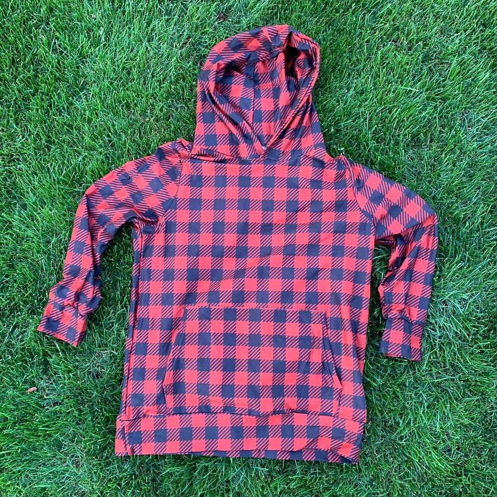 NWT Amelia Rose Buffalo Plaid Stretchy red and black knit hoody L